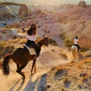 crowded-house-tours-358-cappadocia-horseback-riding-8