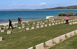 crowded-house-tours-369-gallipoli-troy-pergamon-tour-1